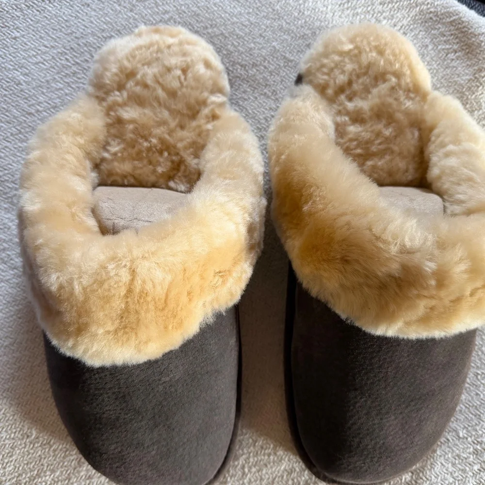 Old Friend Ladies Scuff slippers - Picture 1 of 4